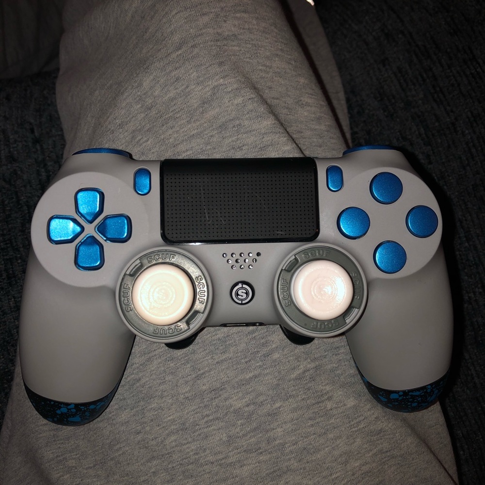 PS4 SCUF Pro controller - Picture 3 of 5